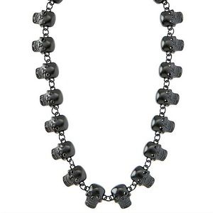 ⚜️Little Skeleton Head Black Necklace! NWT!